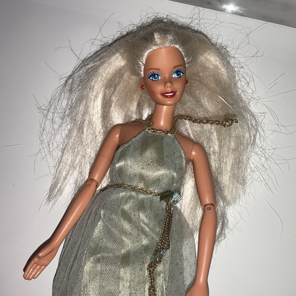 Barbie Olympic Gymnast 1996 Articulated Atlanta Games Vintage 90s In Green Dress